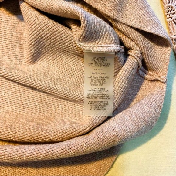 Vince Milano Jersey Ladies M Pink with sparkle pattern down sleeves - Picture 4 of 9